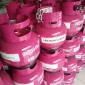 Tangkapan layar LPG 3 kg pink di media sosial.