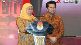 Gubernur dan Wakil Gubernur Jawa Timur terpilih, Khofifah-Emil. (Instagram/kpujatim)