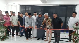 Ponpes Bahrul Maghfiroh Resmikan Laboratorium AI. (Shelly/VOJ)