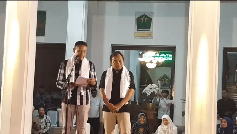 Wali Kota Malang saat penyambutan dengan didampingi Wakil Wali Kota Malang. (Shelly/VOJ)