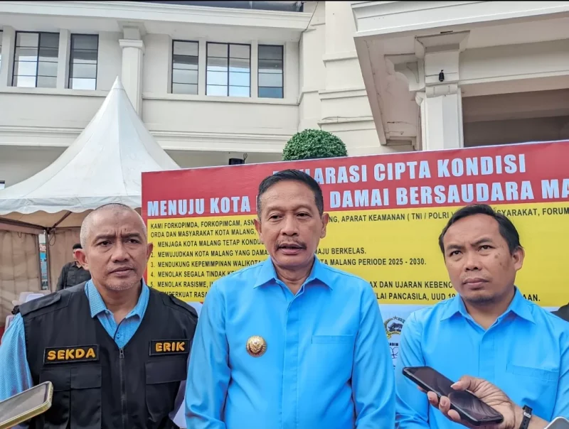 Wali Kota Malang Wahyu Hidayat dan Wakil Wali Kota Malang Ali Muthohirin. (Shelly/VOJ)