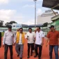 Komisi D DPRD Kota Malang turun langsung ke sejumlah venue pertandingan, termasuk Stadion Gajayana. (Shelly/VOJ)