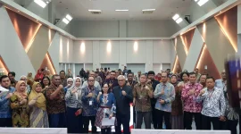 Suara kritis datang dari kampus. Sebanyak 32 dekan Fakultas Hukum Perguruan Tinggi Negeri (PTN) di seluruh Indonesia menyatukan sikap lewat Deklarasi Seruan Kebangsaan.