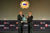 JNE kembali dianugerahkan prestasi gemilang dalam ajang Indonesia Logistics Awards (ILA) 2025 dengan meraih penghargaan kategori Courier of The Year